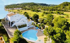 Flat Surrounded By Nature Wifi & Pool & Beach Nearby